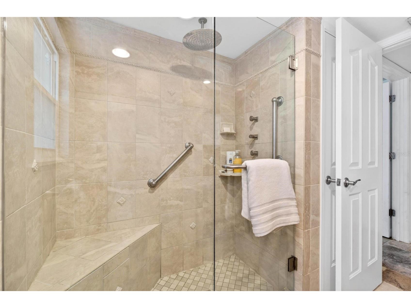 1065 Eden Isle Boulevard NE #2 Saint Petersburg FL 33704 TB8513228 image21
