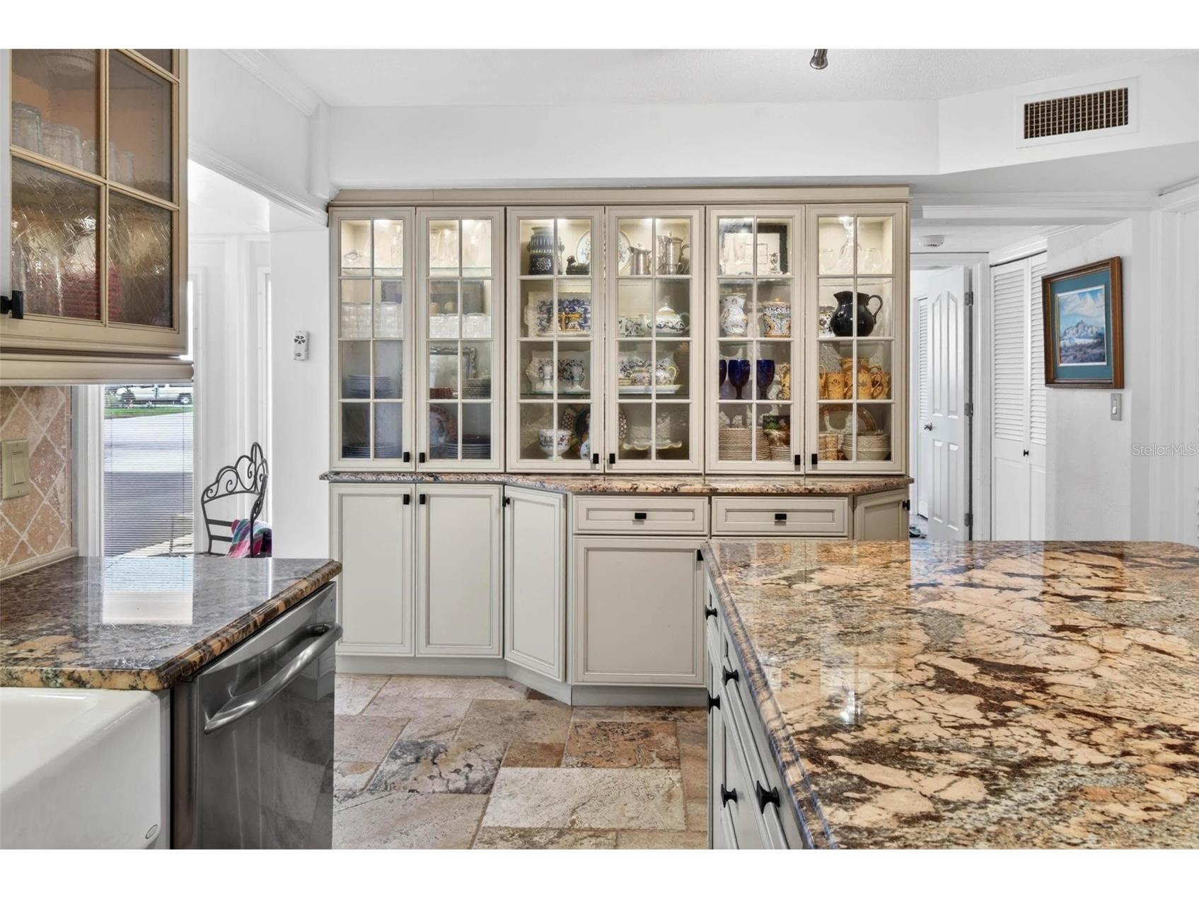 1065 Eden Isle Boulevard NE #2 Saint Petersburg FL 33704 TB8513228 image9