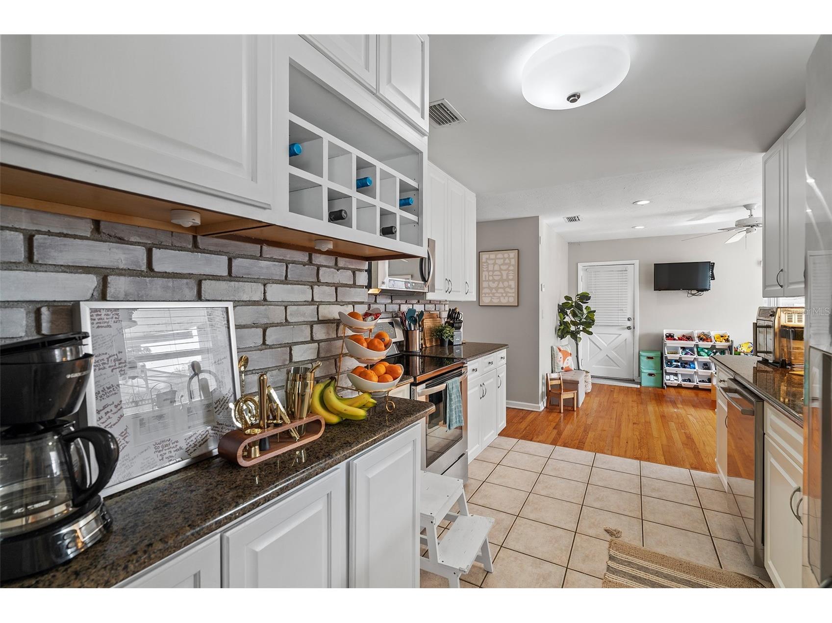 1065 Gregory Dr Maitland FL 32751 O6411336 image12