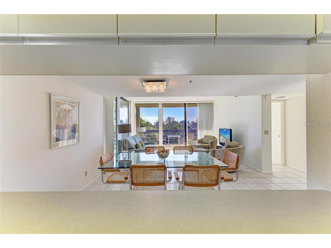 1065 Gulf Of Mexico Drive #201 Longboat Key FL 34228 - GULF OF MEXICO A4669086 image11