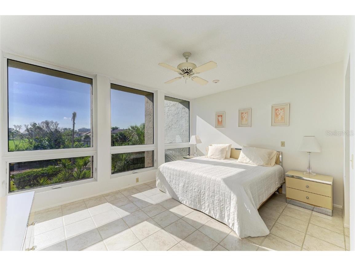 1065 Gulf Of Mexico Drive #201 Longboat Key FL 34228 - GULF OF MEXICO A4669086 image20