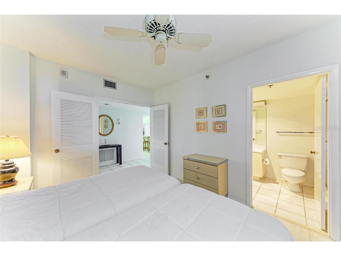 1065 Gulf Of Mexico Drive #201 Longboat Key FL 34228 - GULF OF MEXICO A4669086 image32