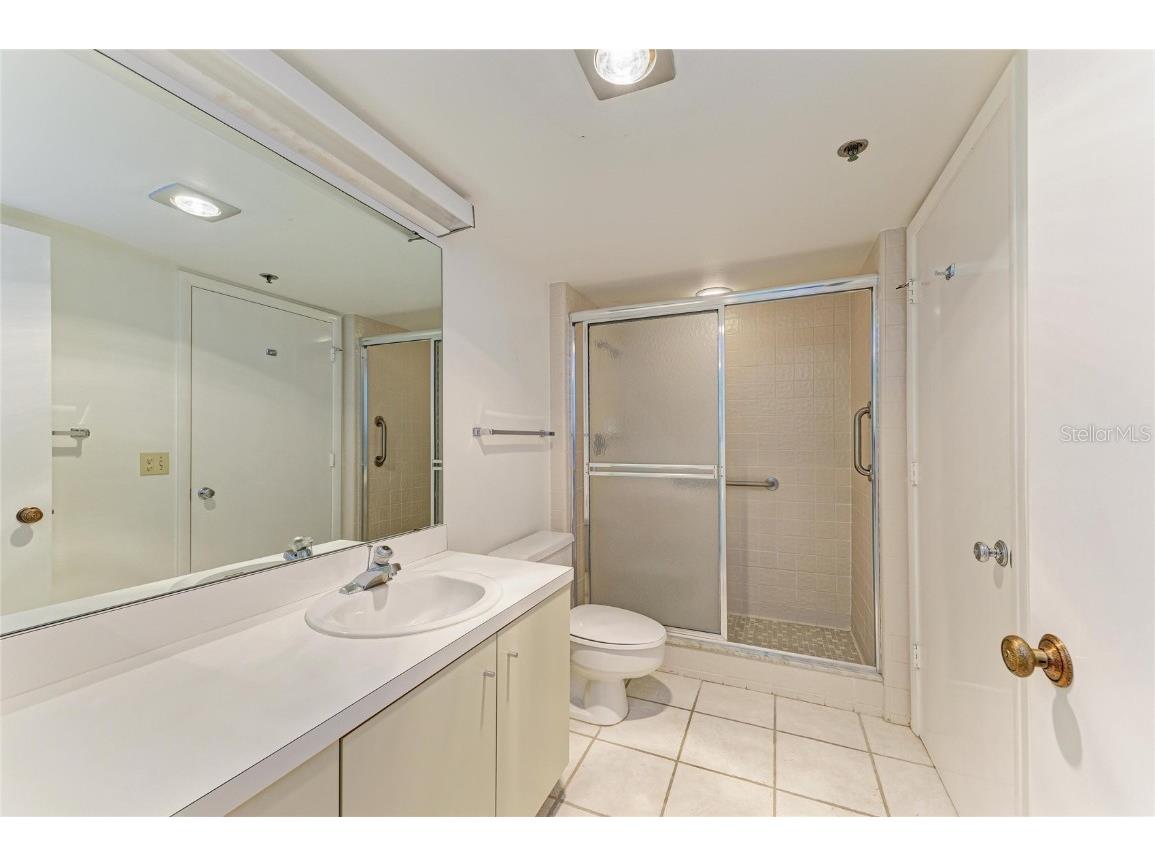 1065 Gulf Of Mexico Drive #201 Longboat Key FL 34228 - GULF OF MEXICO A4669086 image34