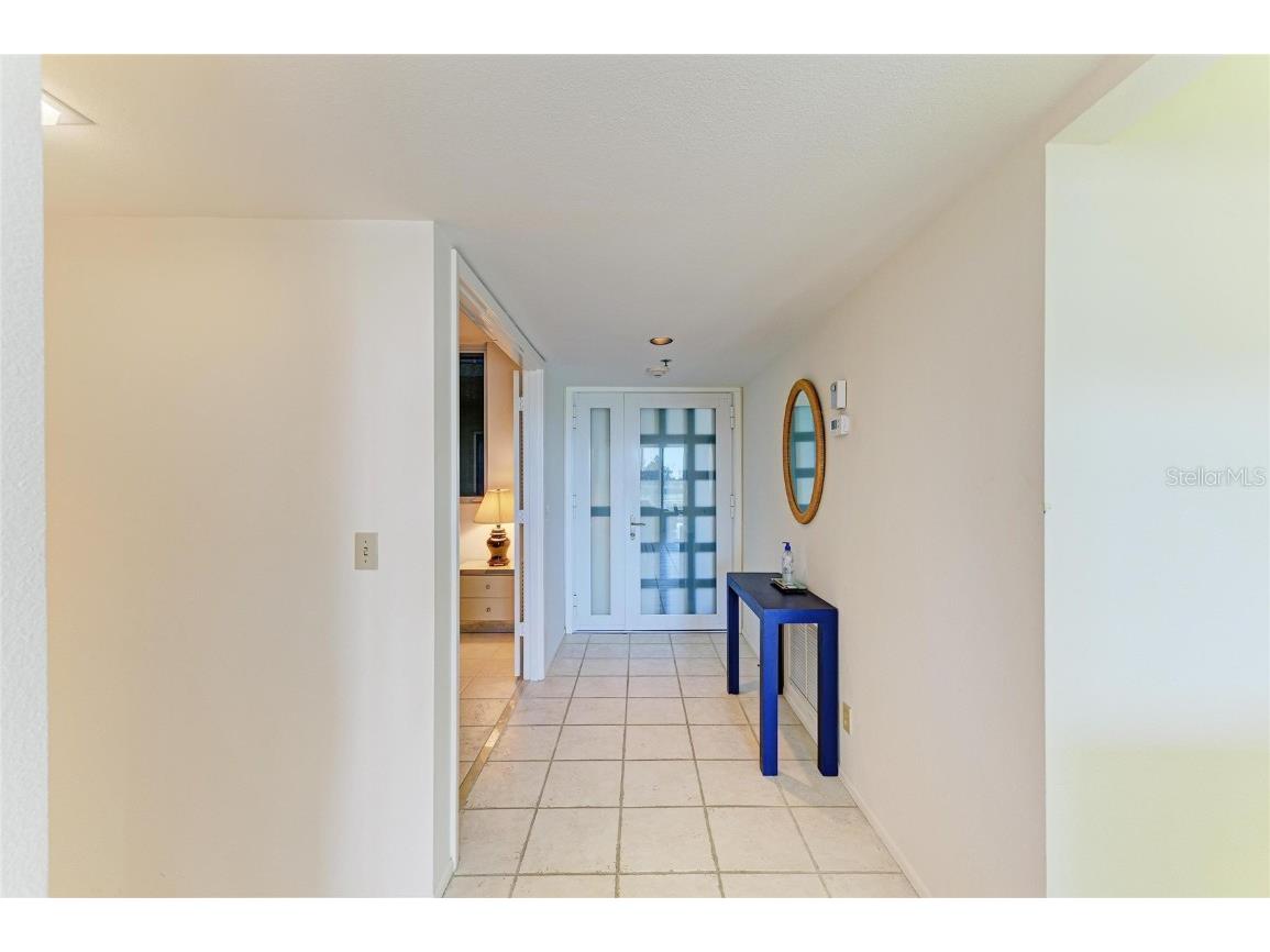 1065 Gulf Of Mexico Drive #201 Longboat Key FL 34228 - GULF OF MEXICO A4669086 image6