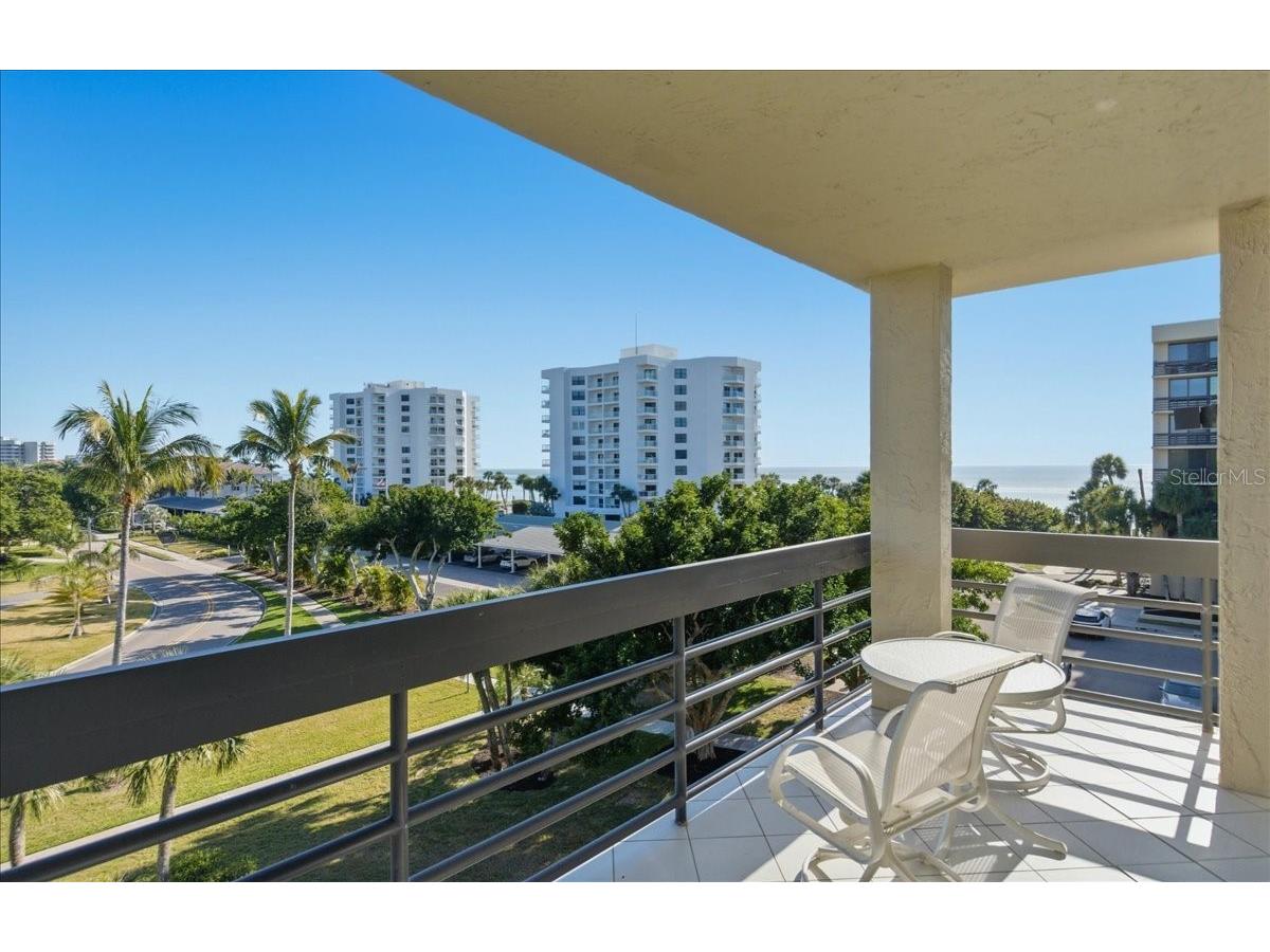 1065 Gulf Of Mexico Drive #305 Longboat Key FL 34228 A4681609 image3