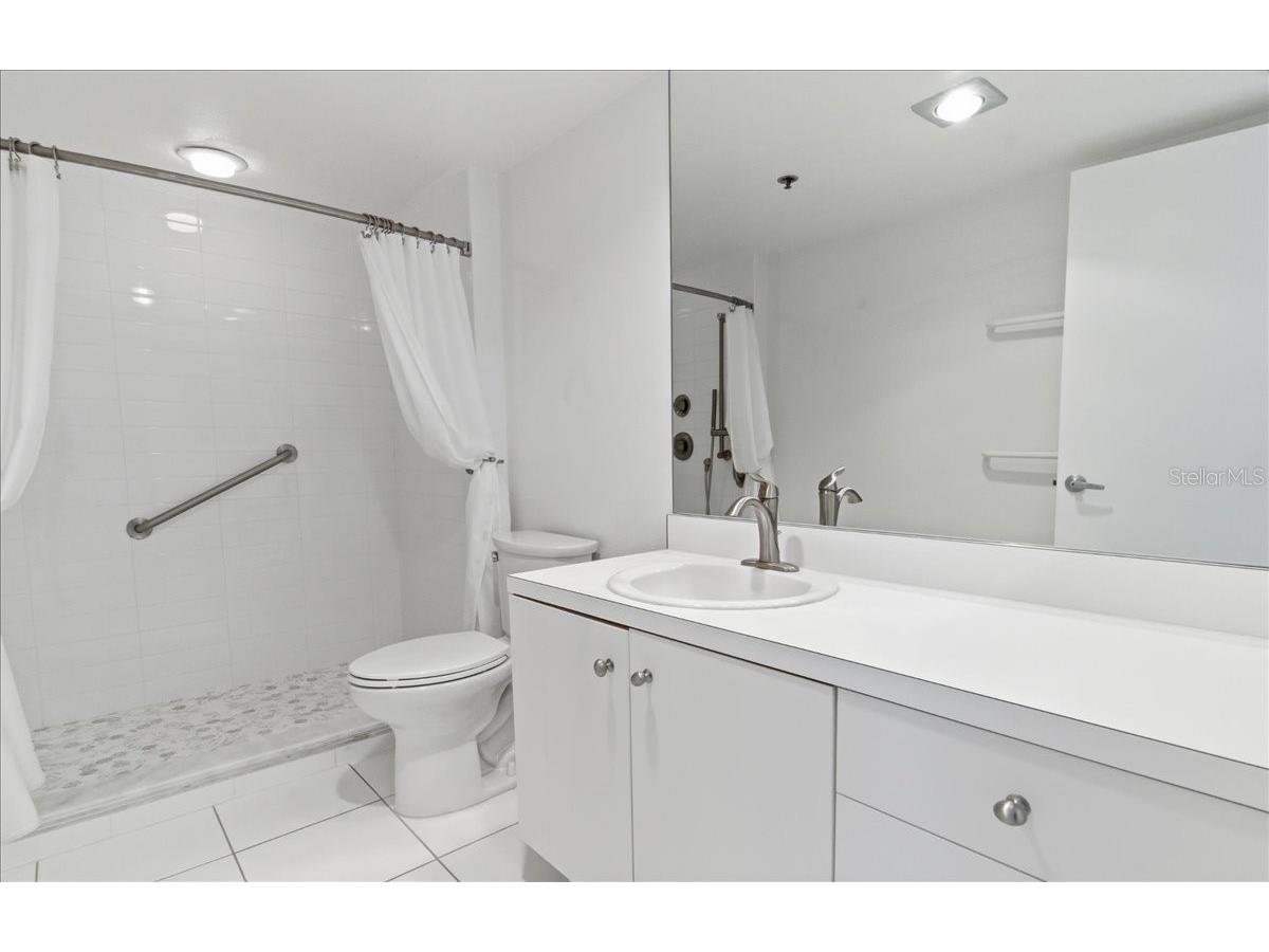 1065 Gulf Of Mexico Drive #305 Longboat Key FL 34228 A4681609 image31