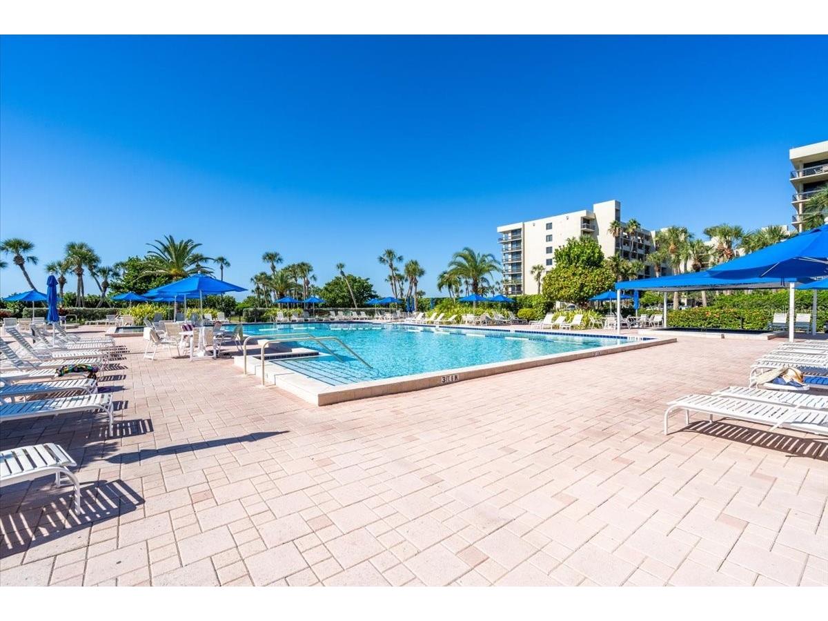 1065 Gulf Of Mexico Drive #305 Longboat Key FL 34228 A4681609 image37