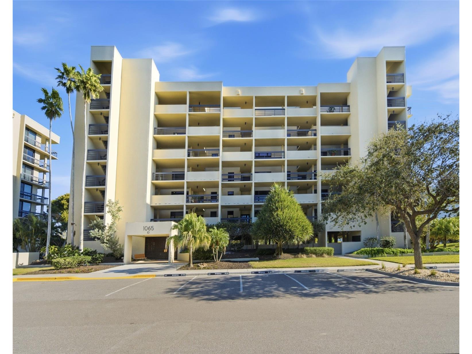 1065 Gulf Of Mexico Drive #305 Longboat Key FL 34228 A4681609 image48