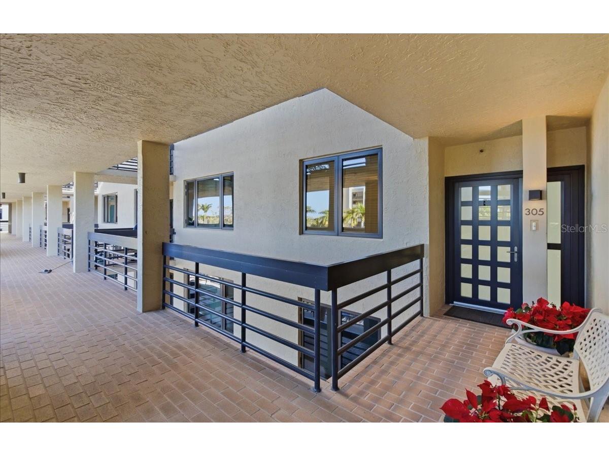 1065 Gulf Of Mexico Drive #305 Longboat Key FL 34228 A4681609 image7