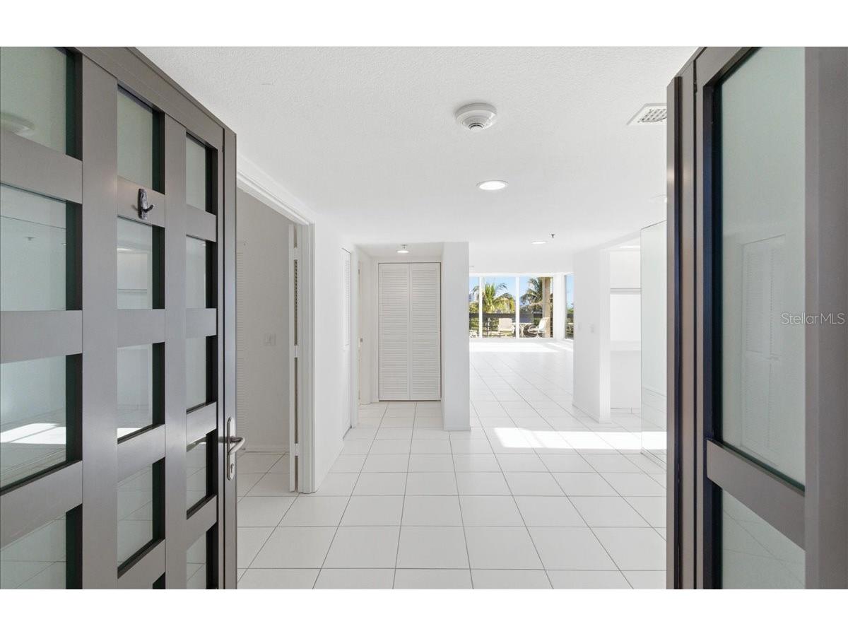 1065 Gulf Of Mexico Drive #305 Longboat Key FL 34228 A4681609 image8