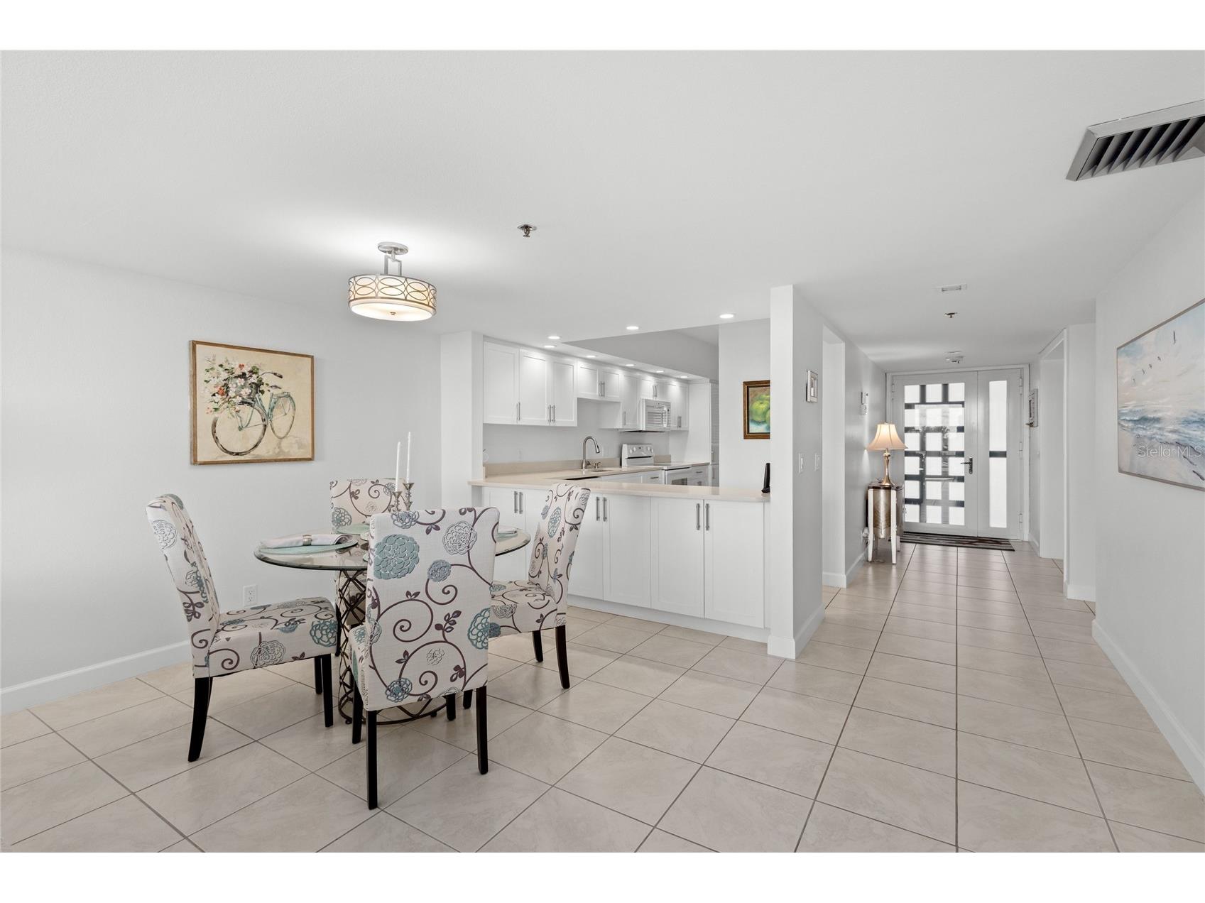 1065 Gulf Of Mexico Drive #402 Longboat Key FL 34228 - GULF AND SARASOTA BAY A4666641 image11
