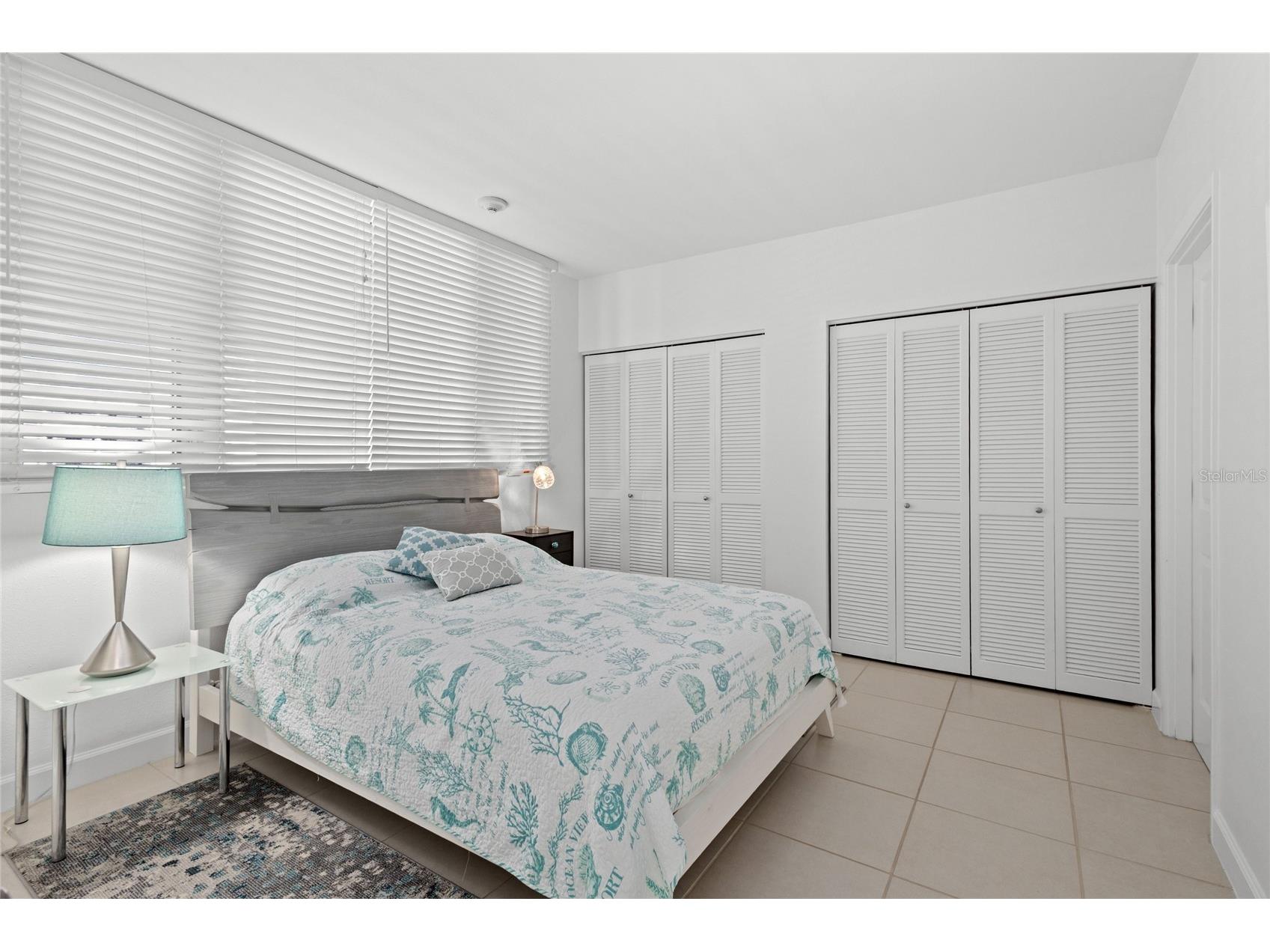 1065 Gulf Of Mexico Drive #402 Longboat Key FL 34228 - GULF AND SARASOTA BAY A4666641 image22