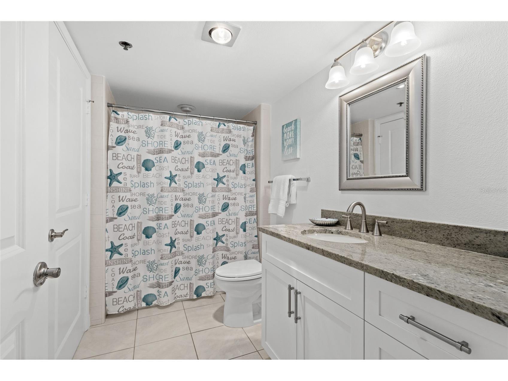 1065 Gulf Of Mexico Drive #402 Longboat Key FL 34228 - GULF AND SARASOTA BAY A4666641 image24