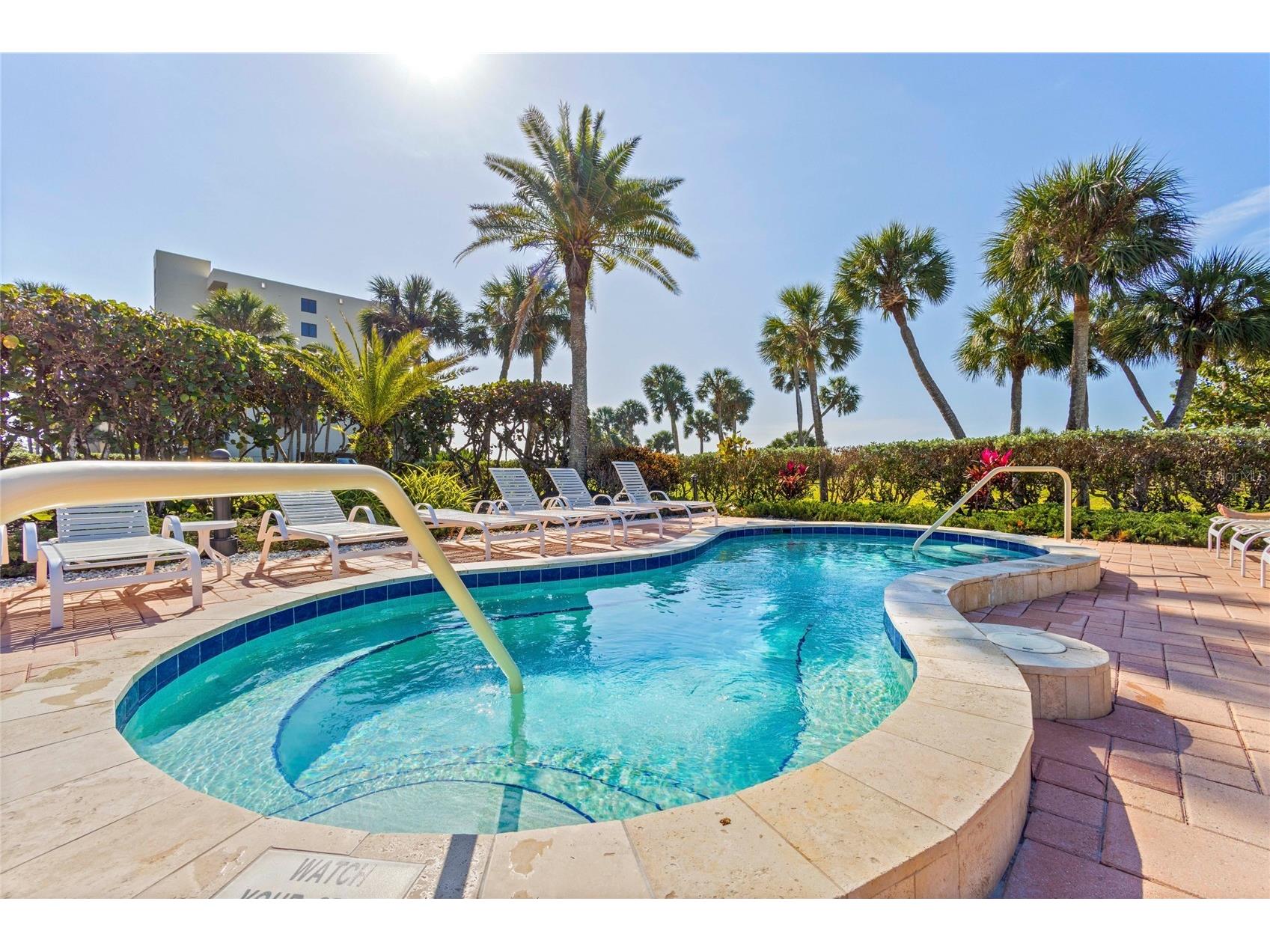 1065 Gulf Of Mexico Drive #402 Longboat Key FL 34228 - GULF AND SARASOTA BAY A4666641 image33