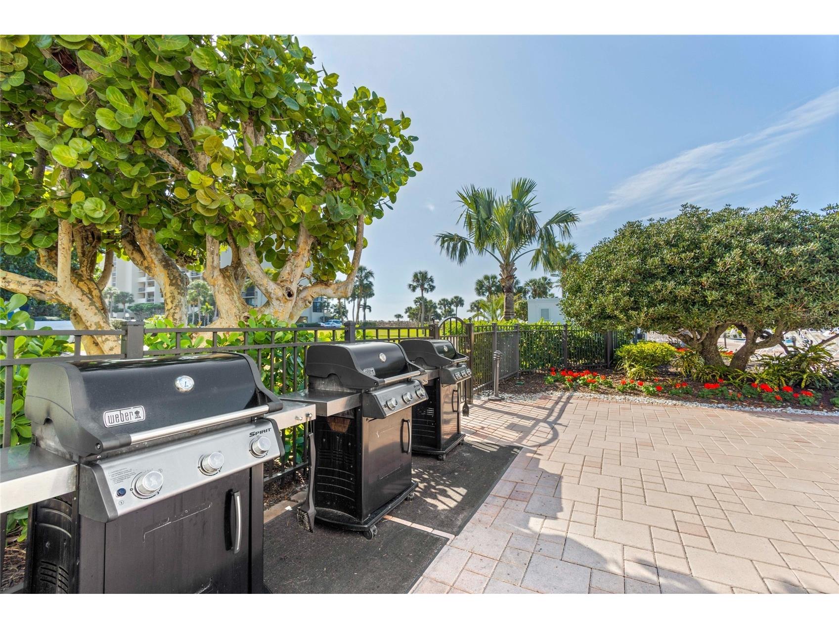 1065 Gulf Of Mexico Drive #402 Longboat Key FL 34228 - GULF AND SARASOTA BAY A4666641 image38