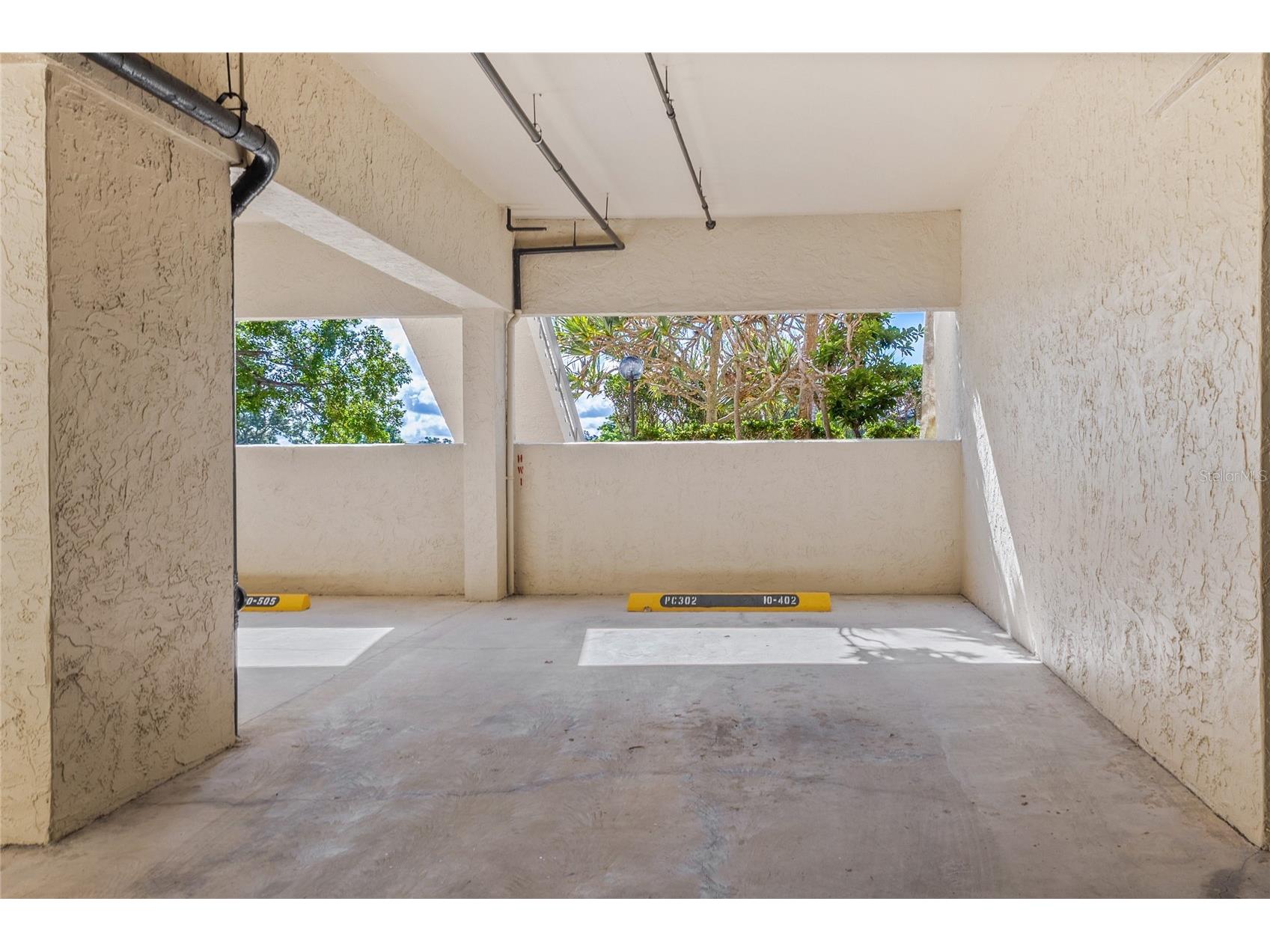 1065 Gulf Of Mexico Drive #402 Longboat Key FL 34228 - GULF AND SARASOTA BAY A4666641 image44