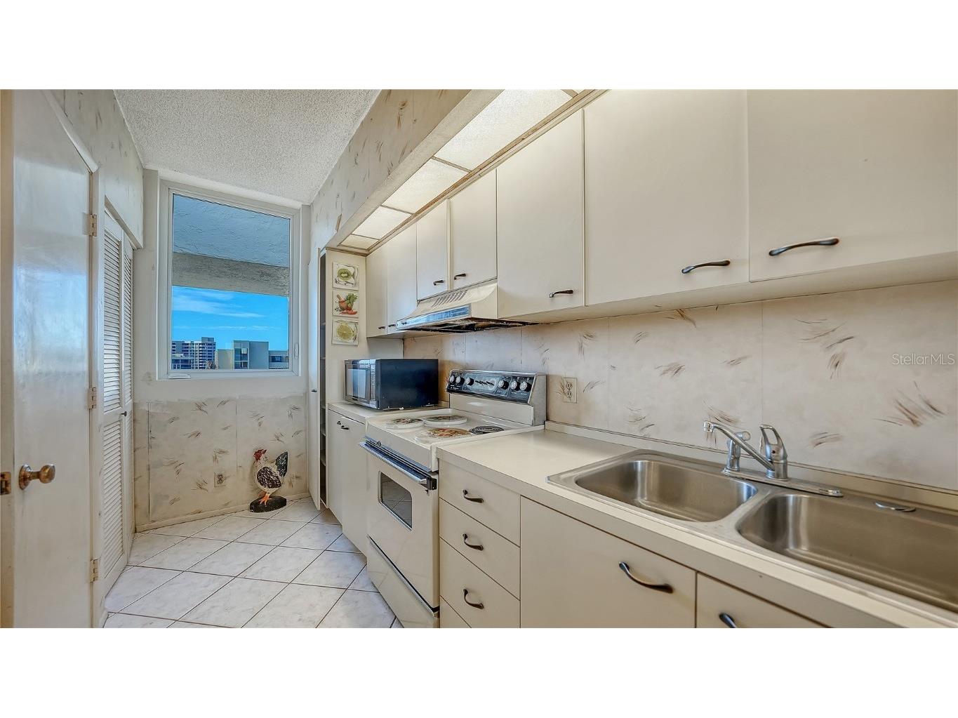 1065 Gulf Of Mexico Drive #603 Longboat Key FL 34228 A4671687 image9