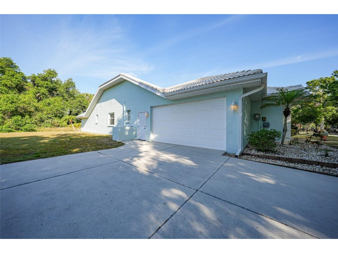 1065 Harbour Glen Place Punta Gorda FL 33983 C7507397 image43