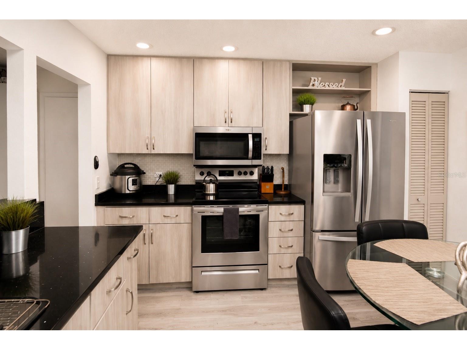 1065 Lewis Avenue Sarasota FL 34237 A4695338 image13