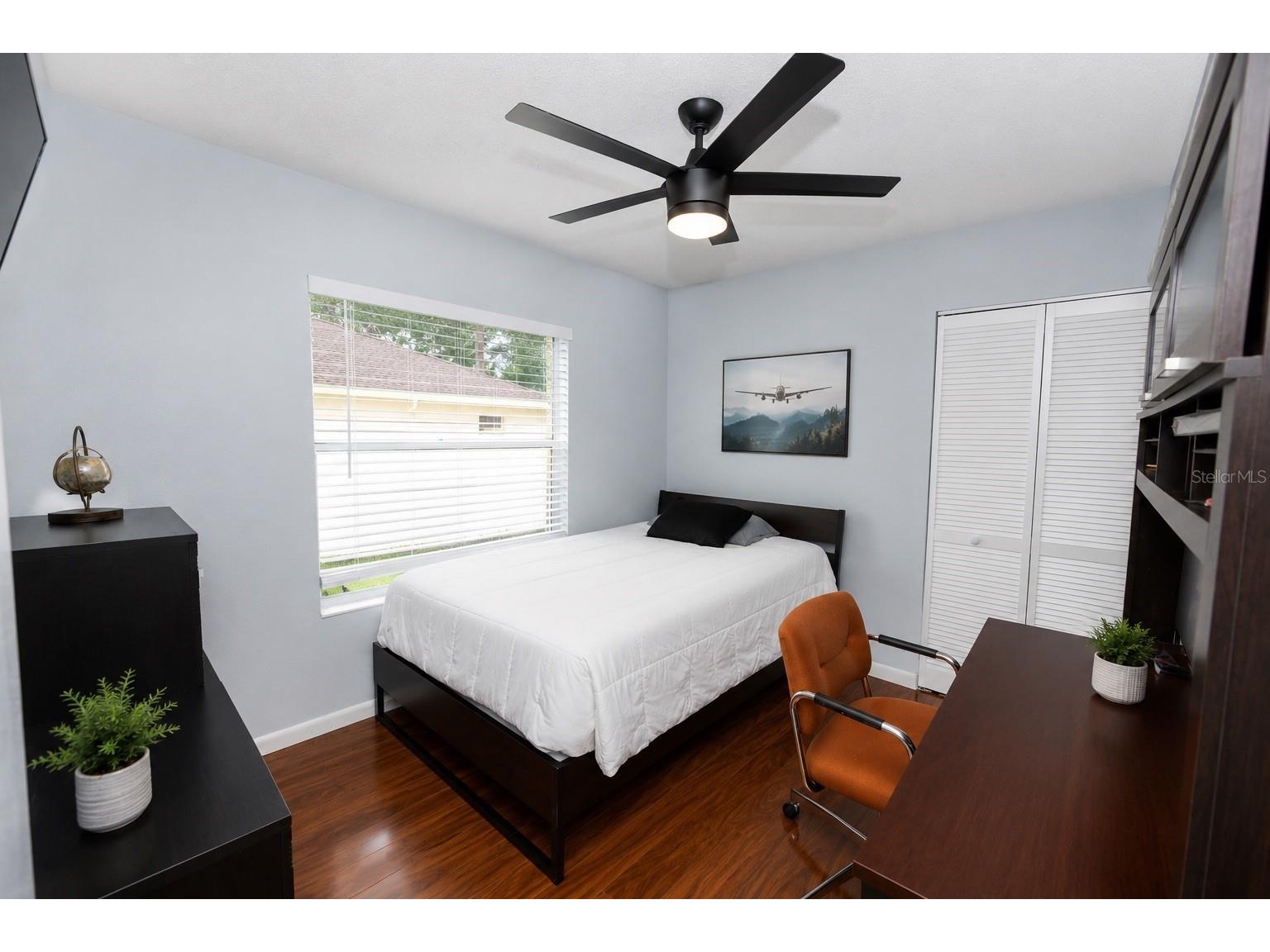 1065 Lewis Avenue Sarasota FL 34237 A4695338 image18