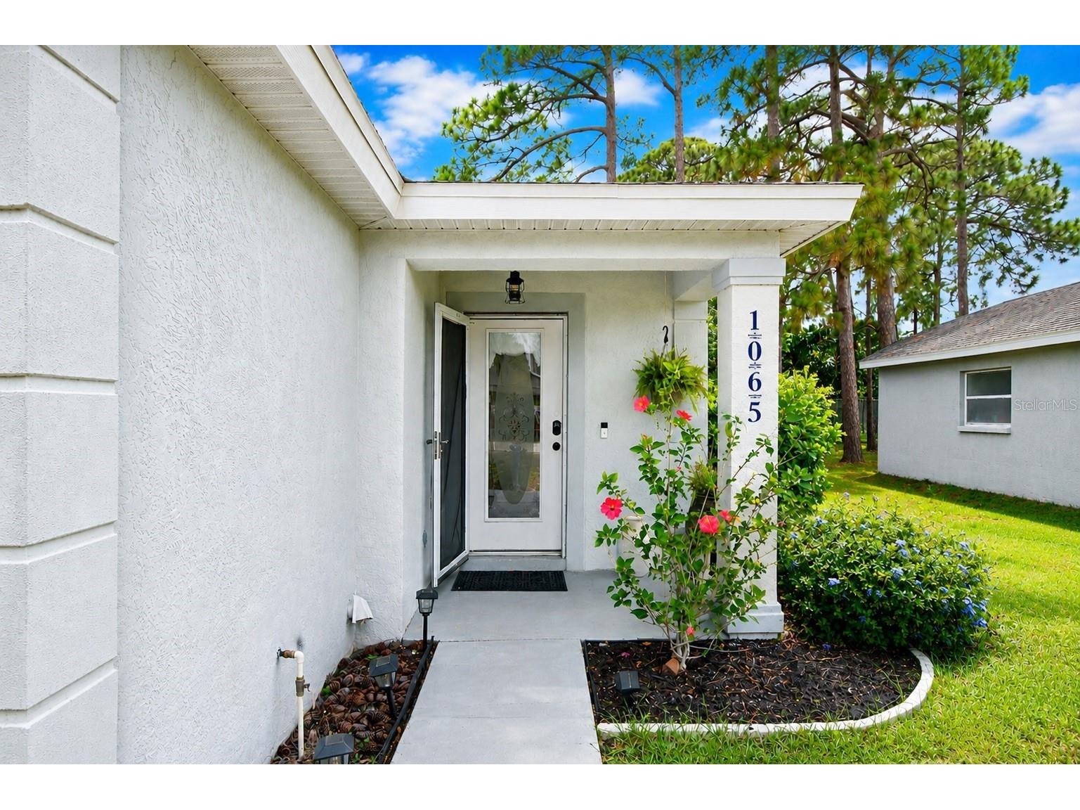1065 Lewis Avenue Sarasota FL 34237 A4695338 image4