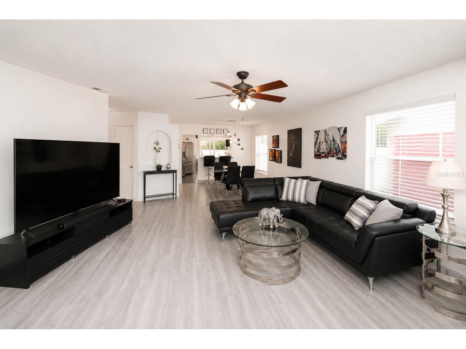 1065 Lewis Avenue Sarasota FL 34237 A4695338 image6