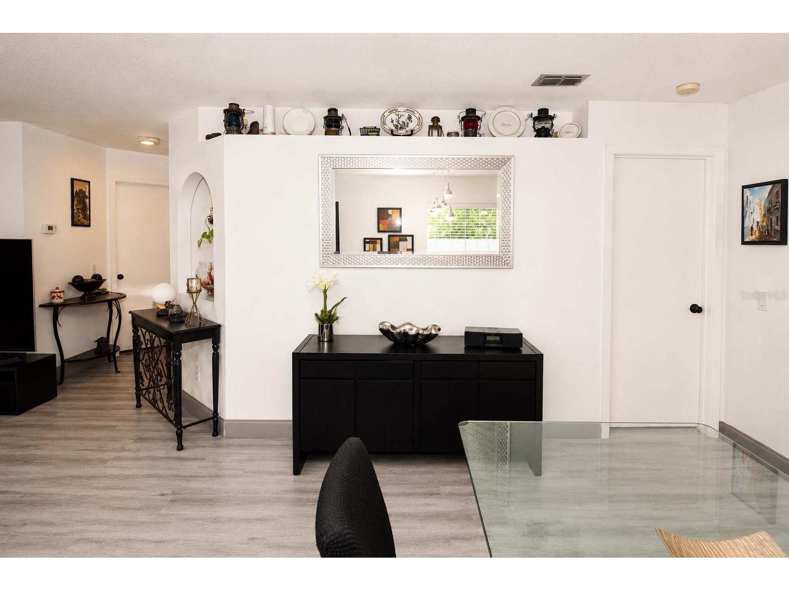 1065 Lewis Avenue Sarasota FL 34237 A4695338 image8