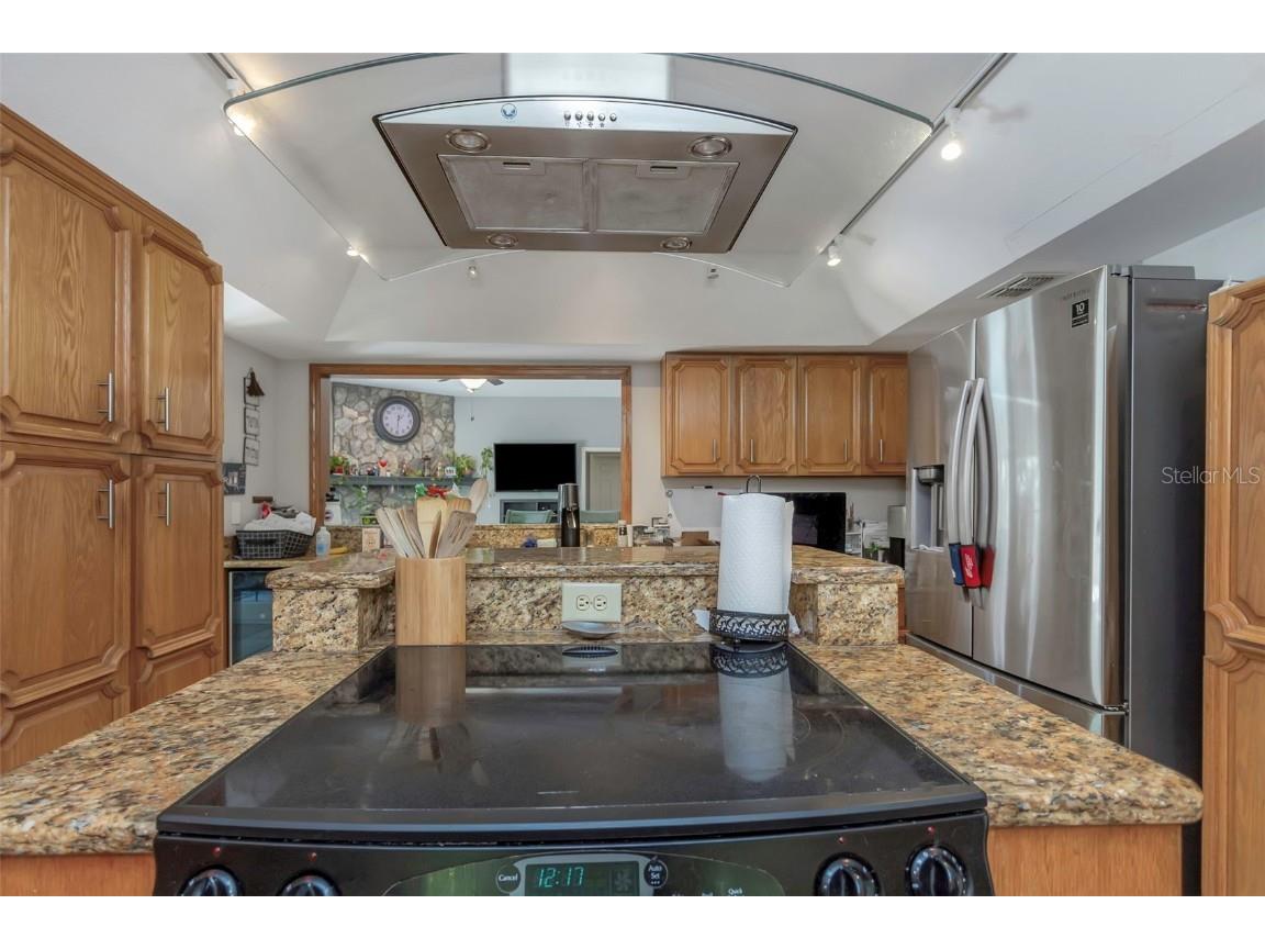 1065 Sable Court NE Saint Petersburg FL 33702 W7878146 image44