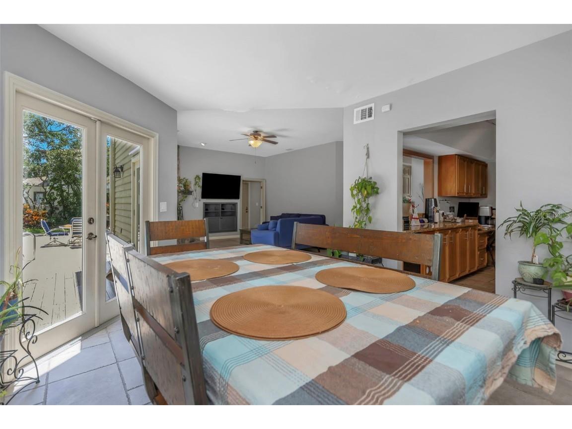 1065 Sable Court NE Saint Petersburg FL 33702 W7878146 image55