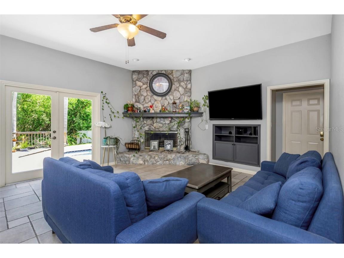 1065 Sable Court NE Saint Petersburg FL 33702 W7878146 image57