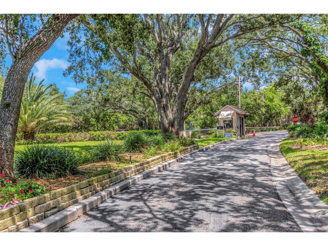 1065 Sable Court NE Saint Petersburg FL 33702 W7878146 image63