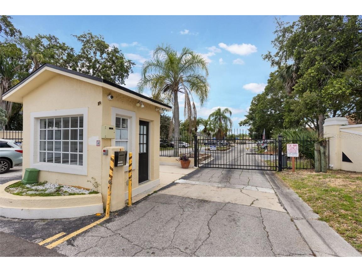 1065 Universal Rest Place Kissimmee FL 34744 O6318002 image27