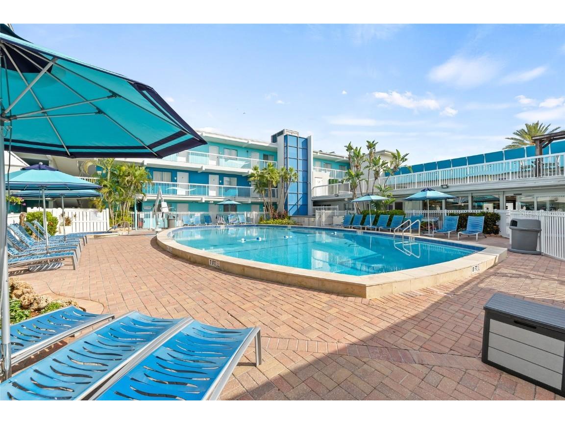 10650 Gulf Boulevard #541 Saint Petersburg FL 33706 - GULF OF MEXICO TB8440025 image16