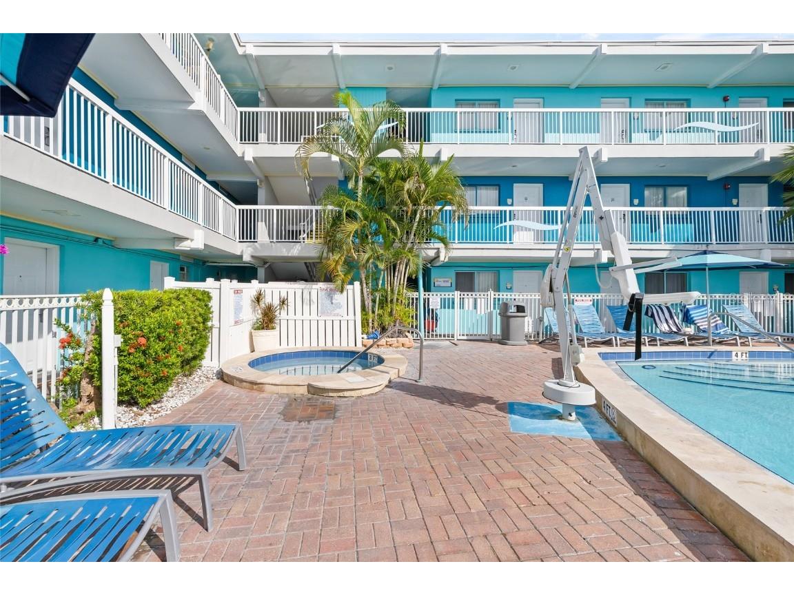 10650 Gulf Boulevard #541 Saint Petersburg FL 33706 - GULF OF MEXICO TB8440025 image17
