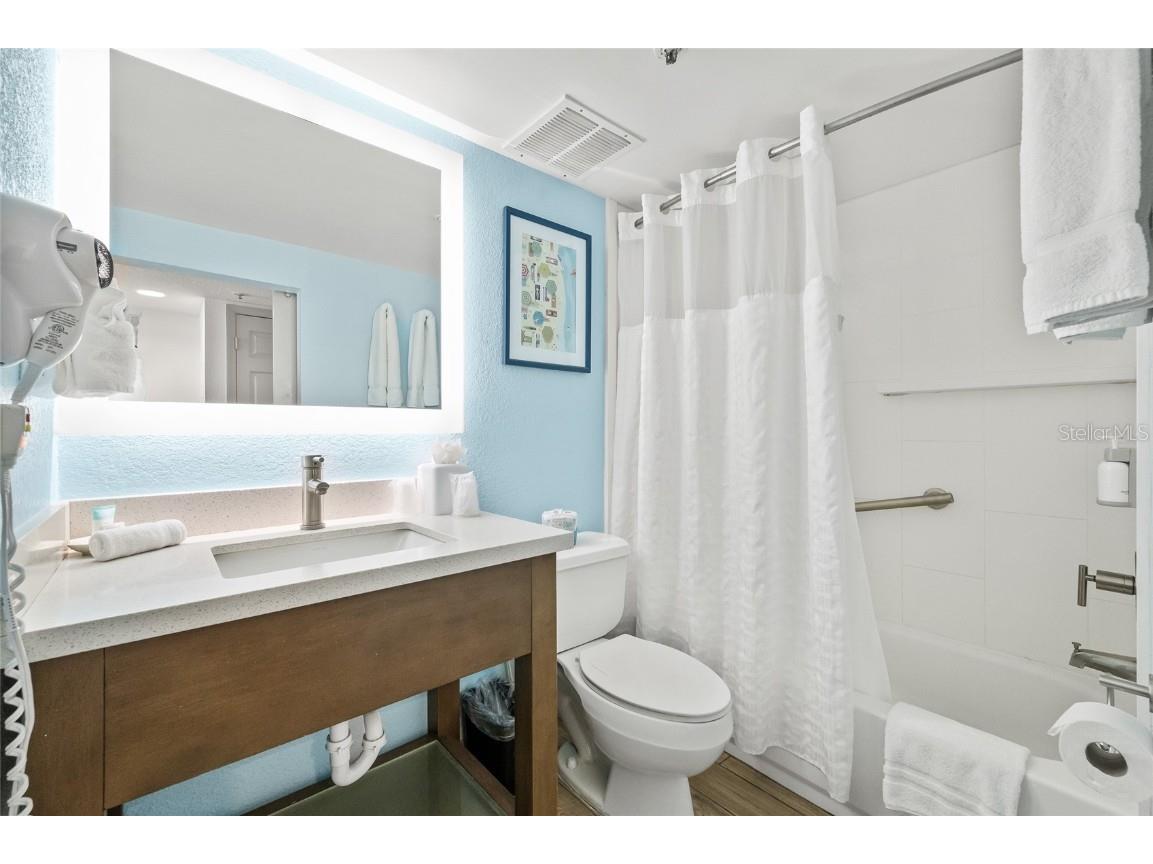 10650 Gulf Boulevard #541 Saint Petersburg FL 33706 - GULF OF MEXICO TB8440025 image56