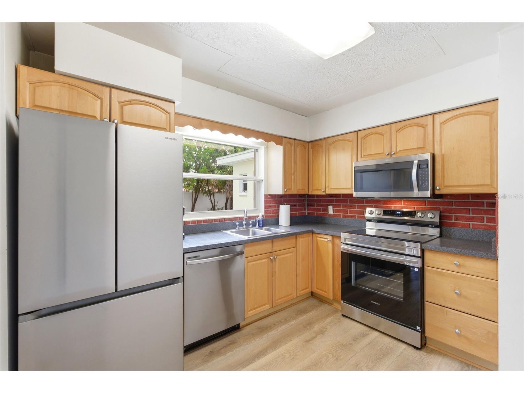 10651 125th Avenue Largo FL 33773 TB8513045 image2