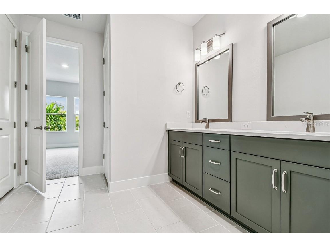 10653 Crescent Creek Crossing Parrish FL 34219 TB8421919 image22