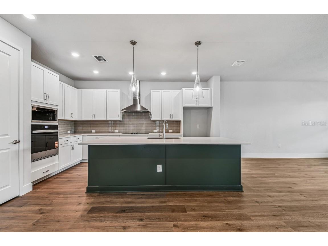 10653 Crescent Creek Crossing Parrish FL 34219 TB8421919 image3