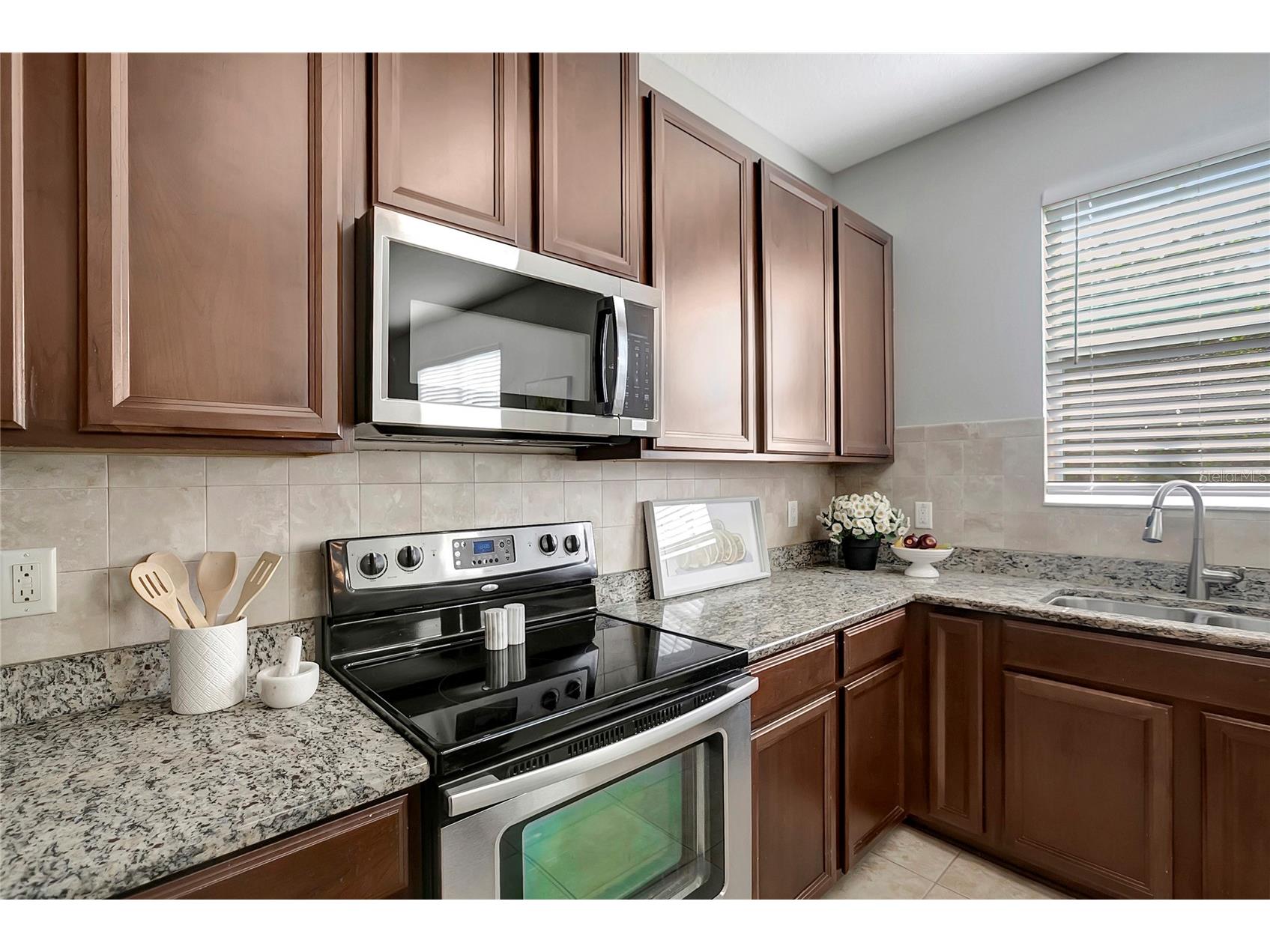 10653 Pictorial Park Drive Tampa FL 33647 TB8488323 image21