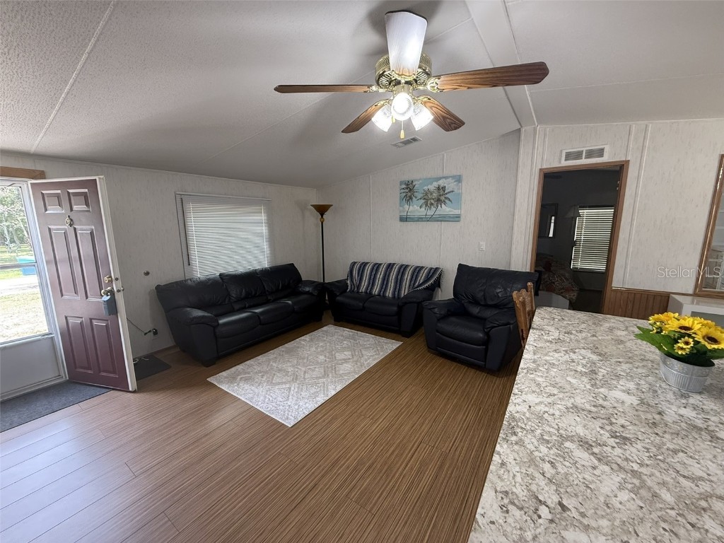 10654 Holgate Street New Port Richey FL 34654 W7876849 image4