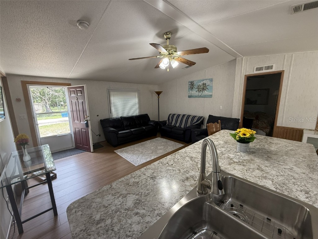 10654 Holgate Street New Port Richey FL 34654 W7876849 image5