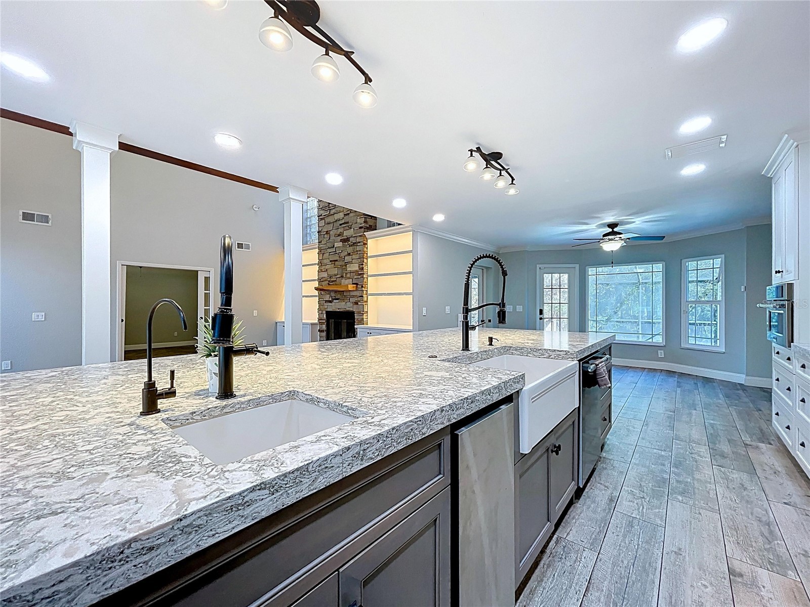 10655 Lakeview Drive New Port Richey FL 34654 W7883283 image17