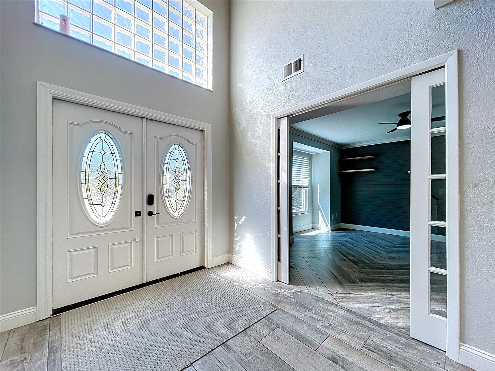 10655 Lakeview Drive New Port Richey FL 34654 W7883283 image4