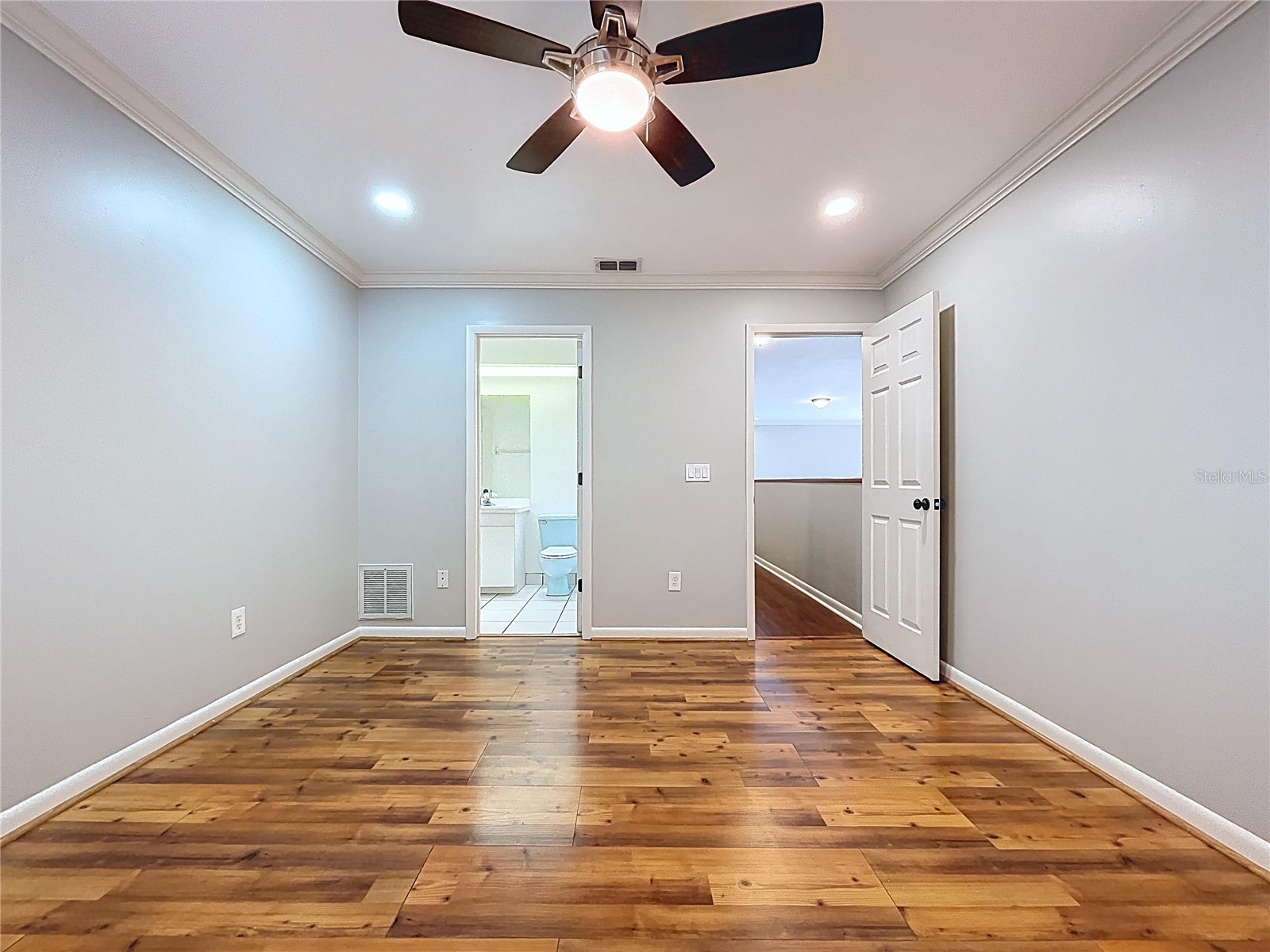 10655 Lakeview Drive New Port Richey FL 34654 W7883283 image53
