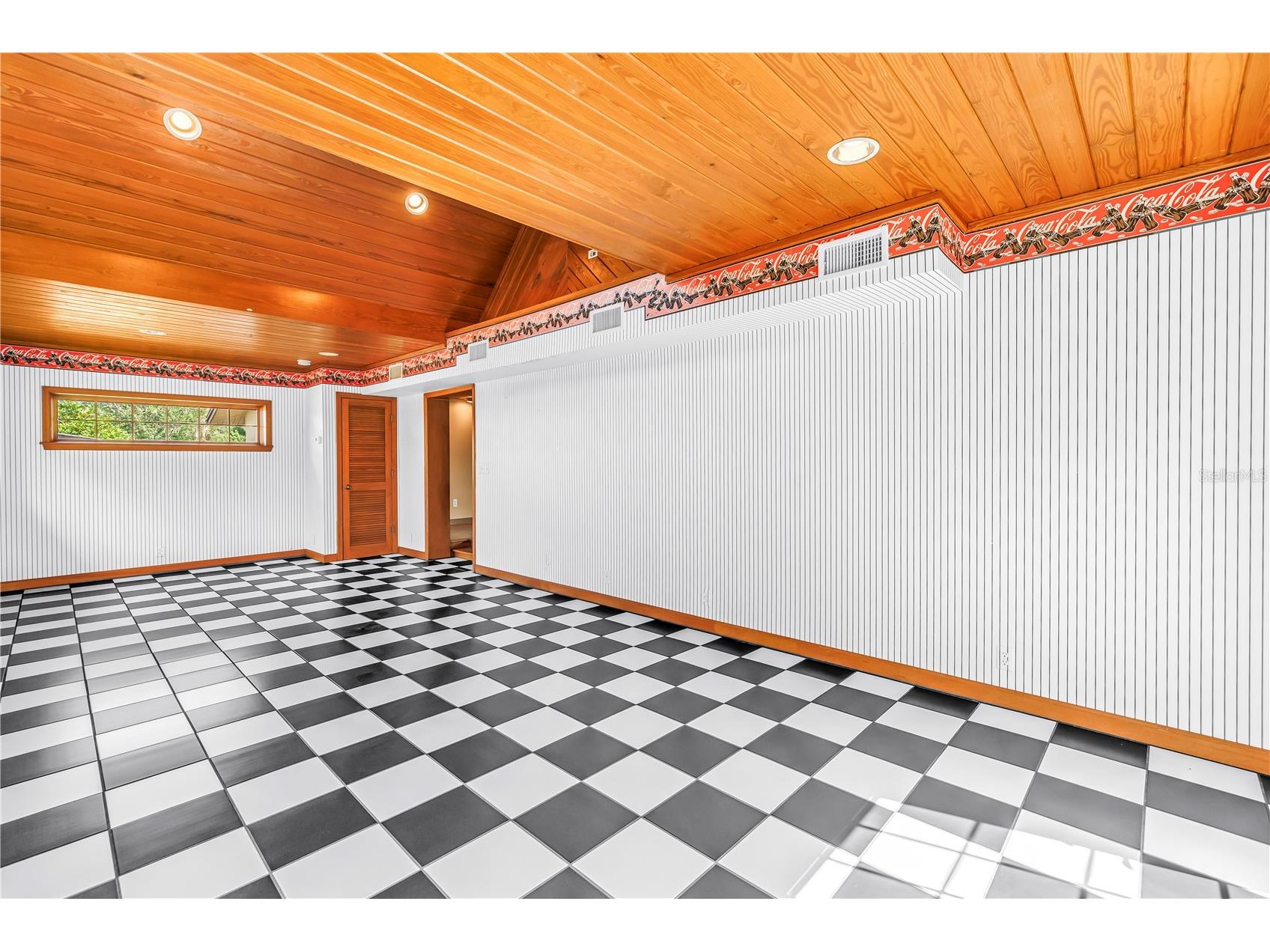 10657 Del Prado Drive E Largo FL 33774 TB8510268 image18
