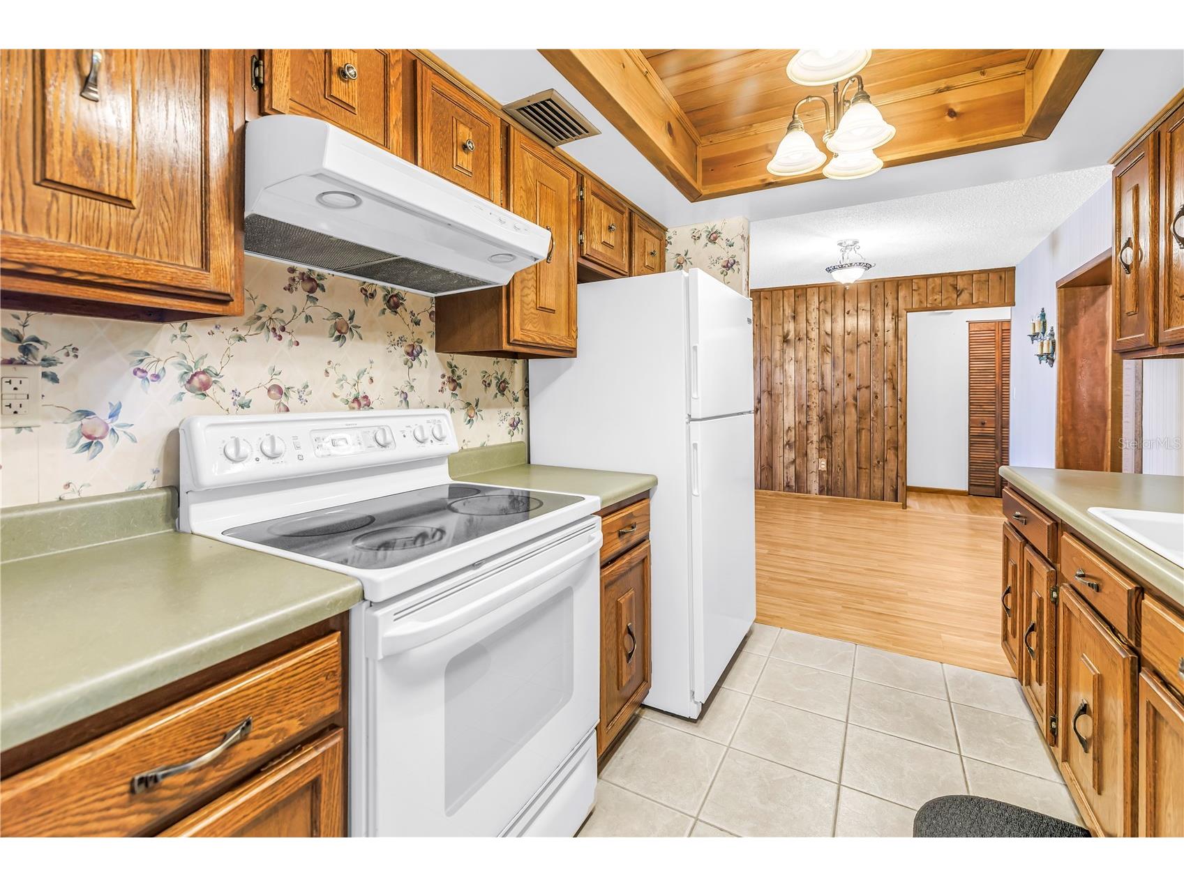 10657 Del Prado Drive E Largo FL 33774 TB8510268 image26