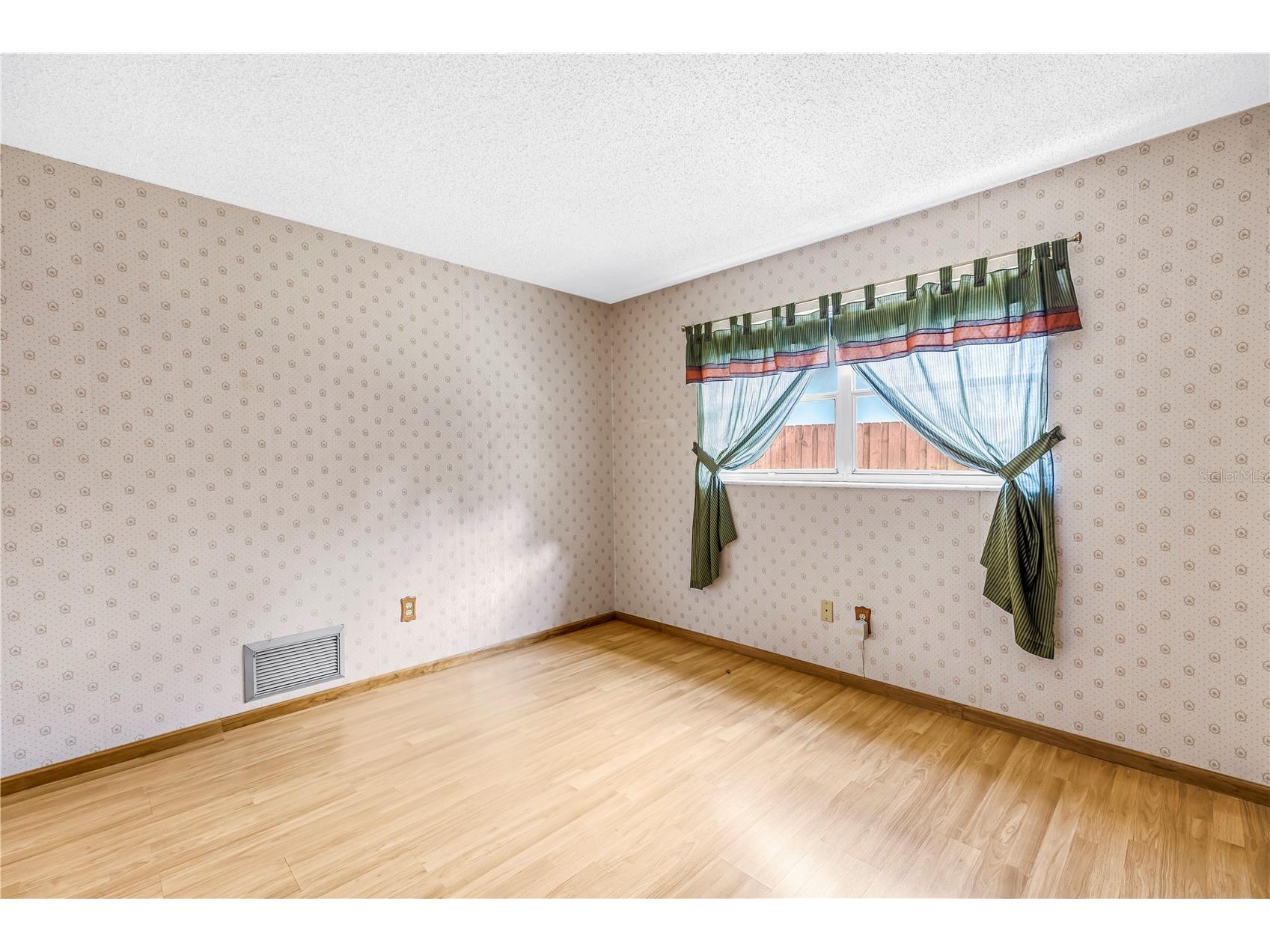 10657 Del Prado Drive E Largo FL 33774 TB8510268 image35