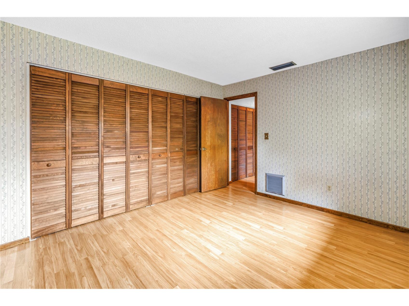 10657 Del Prado Drive E Largo FL 33774 TB8510268 image40