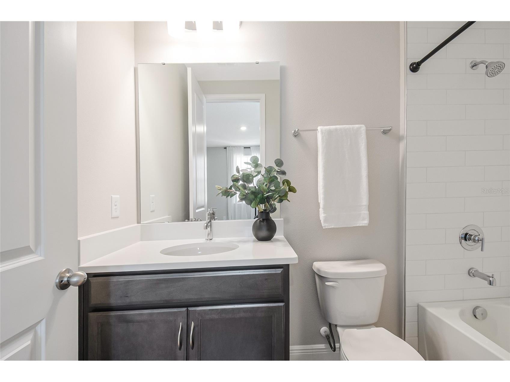 10657 Marconi Avenue Orlando FL 32827 O6401468 image43