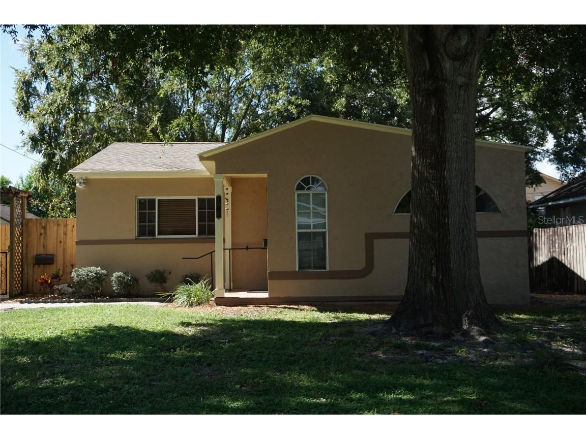1066 18th Avenue N Saint Petersburg FL 33704 A4664772 image1